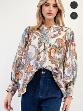 Eesome Multicolor Paisley Blouse